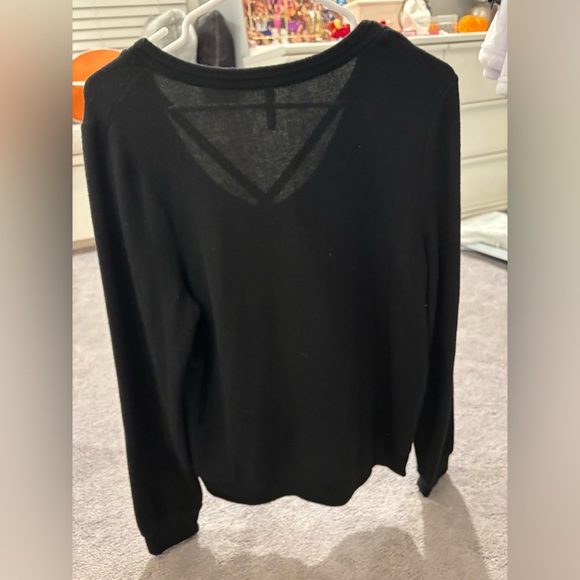 Top - Picture 2 of 3